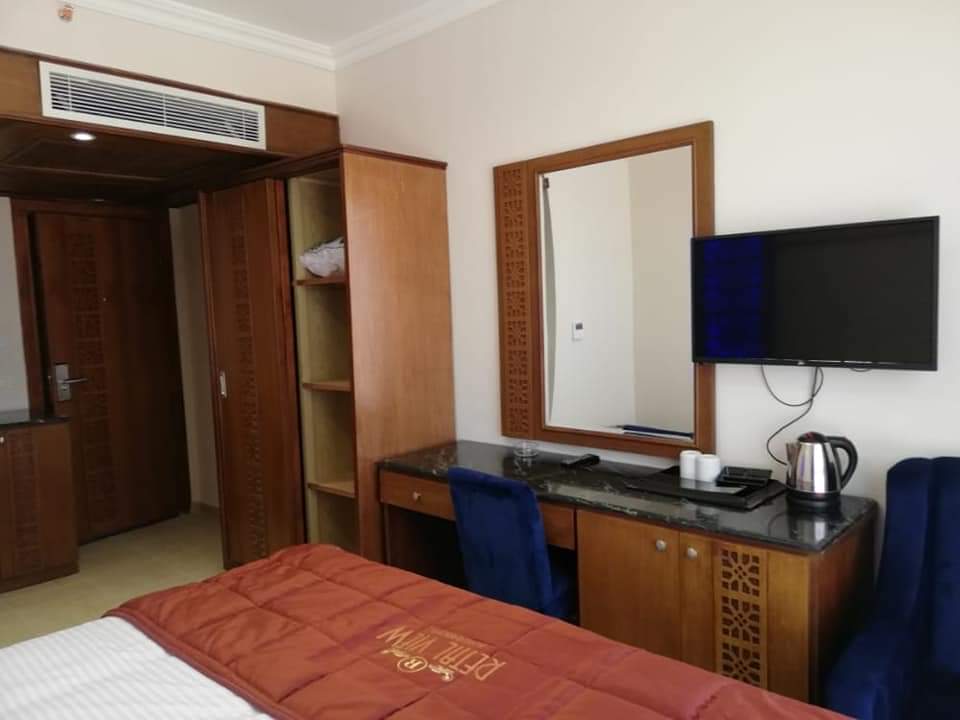 20Retal view